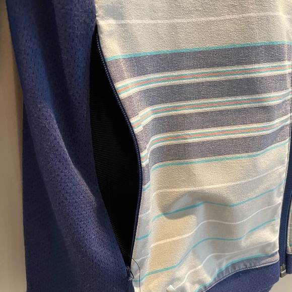 Adidas climacool zipper windbreaker. - Picture 6 of 6